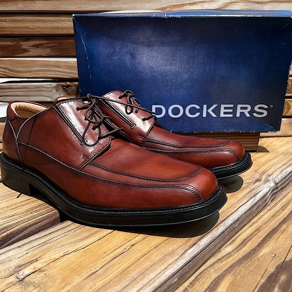 - Dockers Sz 10 Perspective Tan Leather Oxford Dress Shoes! EUC!
